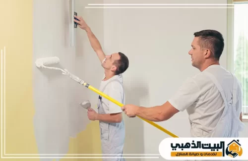 تكاتف فريق البيت الذهبي لإنجاز طلاء الشقق بسرعة قياسية مع الحفاظ على أعلى معايير الجودة والنظافة.