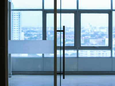 تركيب أبواب زجاج تركيب أبواب زجاج